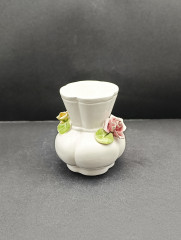 Ваза винтажная малая с объемной розой, керамика, 8 х 9 см, Италия, 1960-70гг.