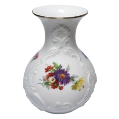 Royal Porzellan Bavaria KPM Germany Kerafina, Королевский Фарфор Бавария КПМ Керафина Винтажная фарфоровая ваза с мейсенским букетом на фоне фактурного узора, 13см, Германия 1960г.