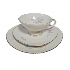 Чайное трио винтажное PMR Jaeger&amp;Co Bavaria с нежными абстрактными цветами, ребристая фактура тарелок, фарфор, Германия, 1960-70гг.