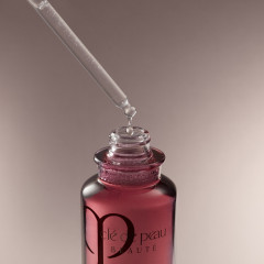 Cle de Peau Beaute Radiant Multi Repair Oil  Radiant Многофункциональное Восстанавливающее Масло