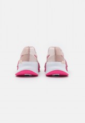 Nike Performance W AIR ZOOM SUPERREP 3 Sneaker low pink oxford/lt soft pink/pinksicle/black W AIR ZOOM SUPERREP 3 Низкие кроссовки женские розовый оксфорд/мягко-розовый/розовый/черный