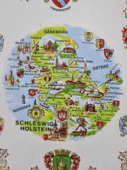 Тарелка декоративная винтажная "Курорты Северного моря", фарфор, 26.5 см, Германия, 1970-80гг.