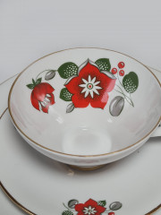 Seltman Weiden Bavaria Чайное трио &quot;Красные цветы&quot;, позолоченный ободок, фарфор, Германия, 1960-70гг.