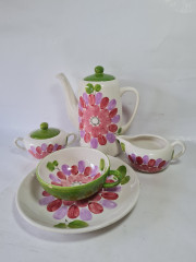 Чайный сервиз винтажный с ярким цветочным декором: чайник, сахарница, молочник, чайная пара, керамика, Италия, 1960-1970гг.