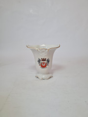 Ваза винтажная &quot;Герб Остербурга, Альтмарк&quot;, белый фарфор  с позолоченным рельефным краем Plankenhammer, 7,5 x 11,5 x 12 см, Германия, 1960-70гг.