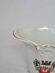 Ваза винтажная &quot;Герб Остербурга, Альтмарк&quot;, белый фарфор  с позолоченным рельефным краем Plankenhammer, 7,5 x 11,5 x 12 см, Германия, 1960-70гг.