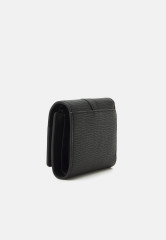 Tommy Hilfiger PLUSH FLAP WALLET Wallet black КОШЕЛЕК С ПЛЮШЕВЫМ КЛАПАНОМ Бумажник черный