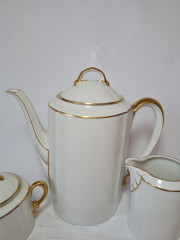 Mitterteich Набор чайный: чайник, молочник, сахарница, белый фарфор с позолоченным ободком, Германия, 1960-70гг.