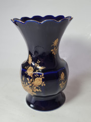 Bareuther Waldsassen Bavaria Ваза кобальт, темно-синий фарфор с позолоченным цветочным декором, 19,5 x 12,5 см, Германия, 1960-70гг.