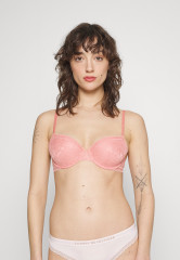 Tommy Hilfiger DEMI WITH SPACER PAD Underwired bra Flora Pink DEMI WITH SPACER Pad Бюстгальтер на косточках Флора Пинк
