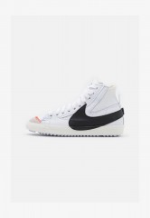 Nike Sportswear BLAZER MID #x27;77 JUMBO UNISEX Sneaker high white/black/sail/team orange BLAZER MID #x27;77 JUMBO UNISEX — Высокие кроссовки женские белый/черный/парус/командно-оранжевый