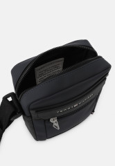 Tommy Hilfiger MINI REPORTER Across body bag space blue MINI REPORTER Сумка через плечо космический синий