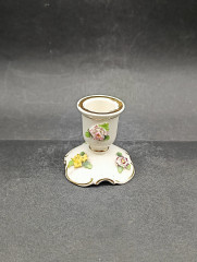 Подсвечник винтажный Von Schierholz с объемными цветами, на 1 свечу, ручная работа, фарфор, 6 х 5.5 см, Германия, 1960-70гг.
