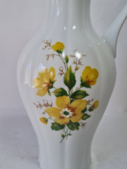 Ваза - кувшин винтажная Royal KPM Bavaria "Желтые цветы", ручная роспись, фарфор, 12 см, Германия, 1960-70гг.