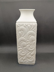 Ваза винтажная большая Tirschenreuth с объемным декором, прямоугольной формы, фарфор, 27 х 9 см, Германия, 1960-70гг.