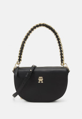 Tommy Hilfiger HALF MOON CROSSOVER Across body bag black HALF MOON CROSSOVER Сумка через плечо черный