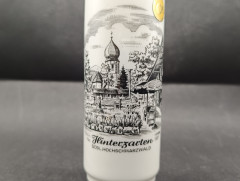 Ваза винтажная &quot;Хинтерцартен (Верхний Шварцвальд)&quot;, в ч/б, фарфор, средняя, 14 см, ГДР, 1970-80гг.