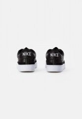 Nike Sportswear BLAZER LOW Sneaker low black/white-gum brown-orange BLAZER LOW кроссовки женские низкие черный/белый-камедь коричнево-оранжевый