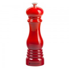 Le Creuset Le Creuset  'Muhlen' Salzmuhle Kirschrot h: 21 cm Соляная мельница Le Creuset &quot;mills&quot; вишнево-красная, высота: 21 см